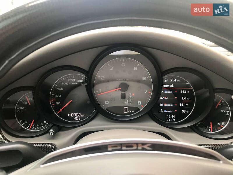 Седан Porsche Panamera 2010 в Киеве