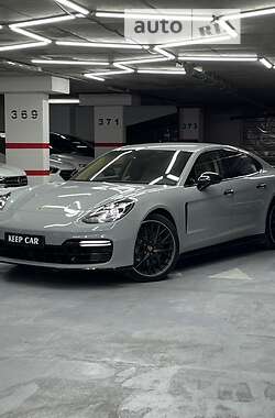 Porsche Panamera 2017