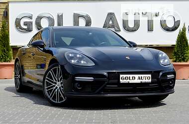 Фастбэк Porsche Panamera 2017 в 