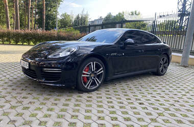 Фастбэк Porsche Panamera 2013 в Киеве