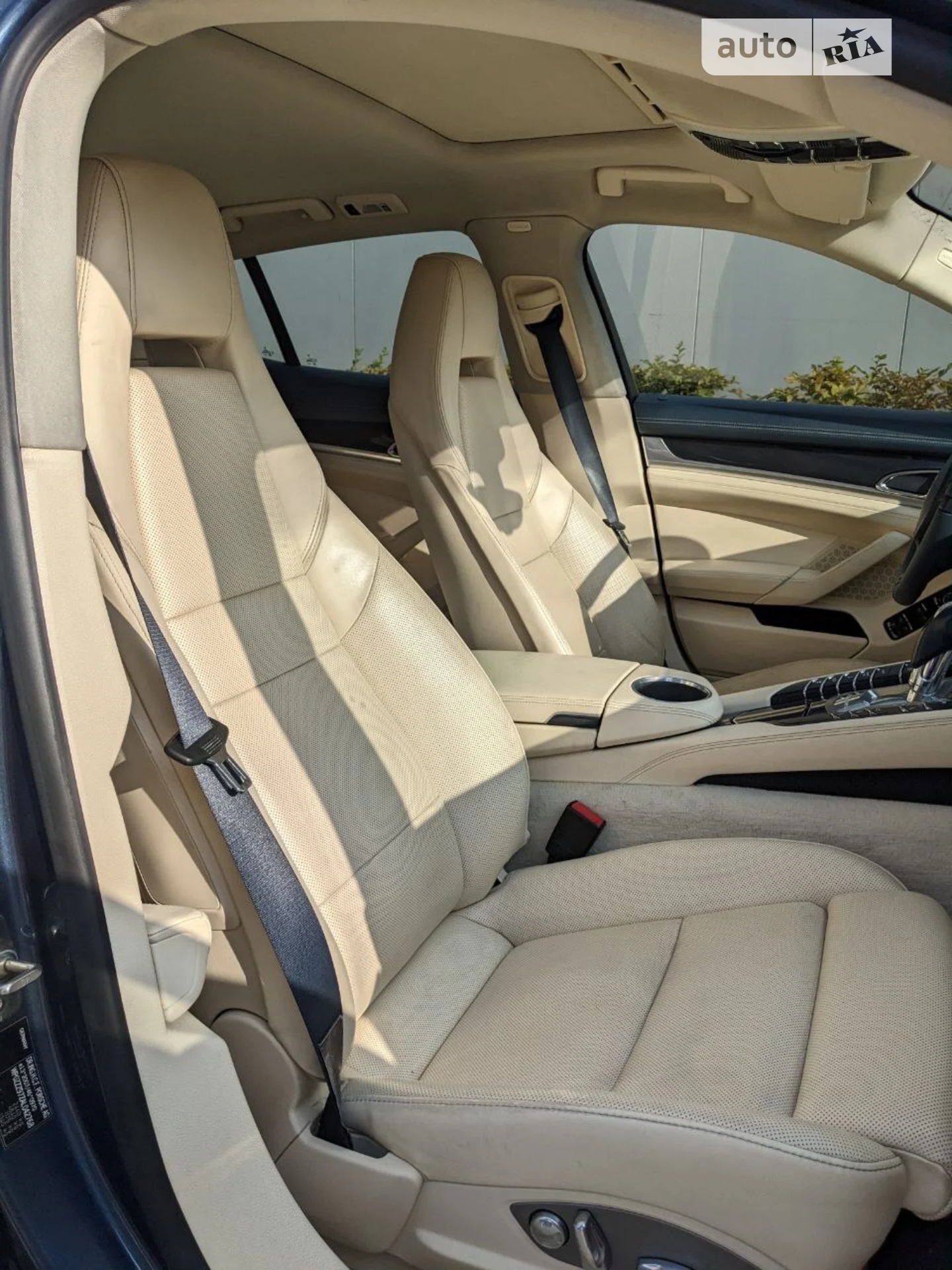 2010 Porsche Panamera - мініатюра 28