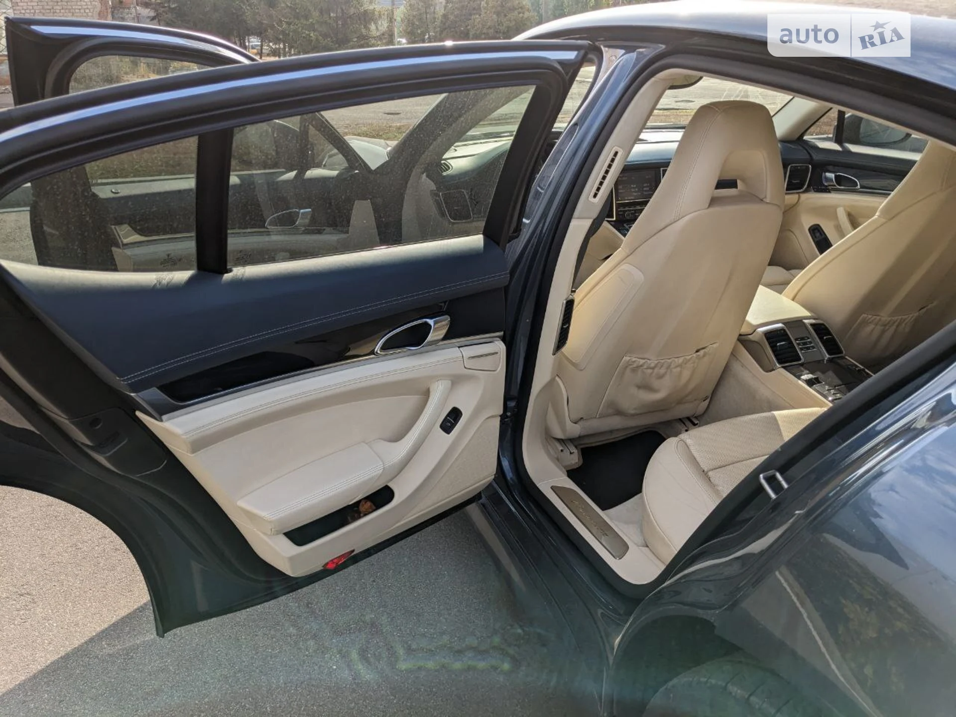 2010 Porsche Panamera - мініатюра 26