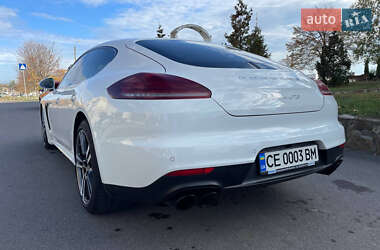 Фастбек Porsche Panamera 2013 в Новодністровську