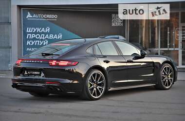 Фастбек Porsche Panamera 2018 в Харкові