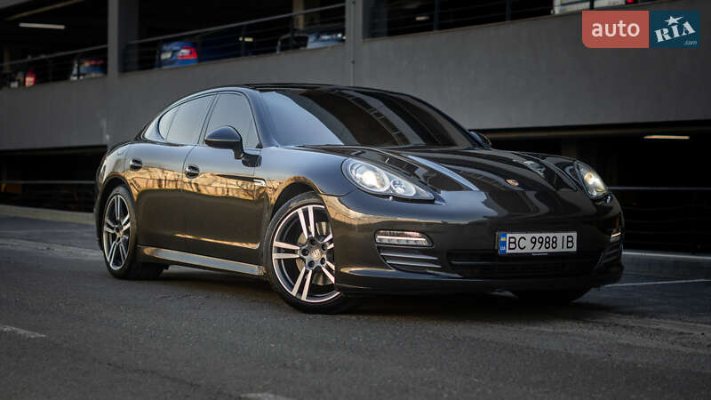 Porsche Panamera 2010 Porsche Panamera 2010