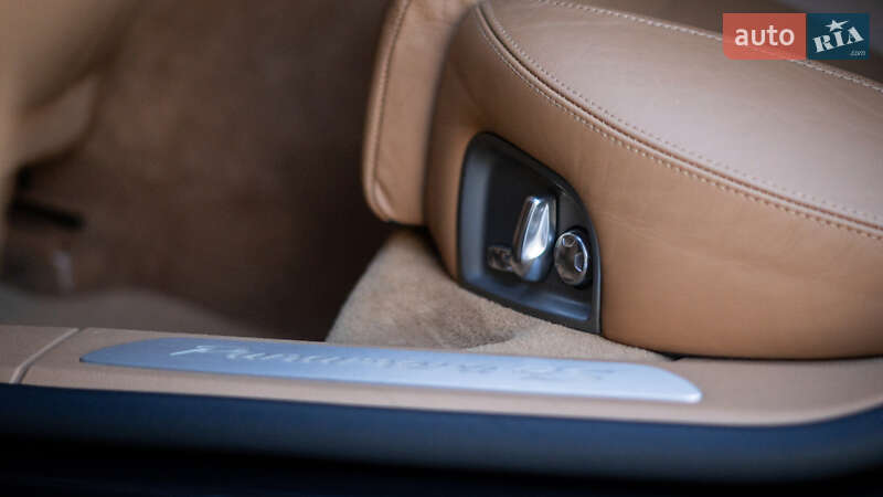 Фастбэк Porsche Panamera 2010 в Львове фото 30 Фастбэк Porsche Panamera 2010 в Львове