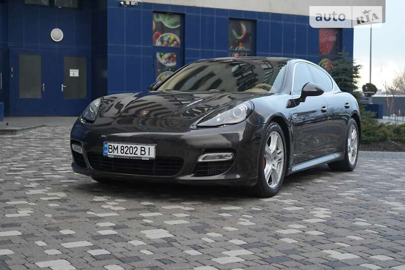 Фастбэк Porsche Panamera 2010 в Киеве фото 26 Фастбэк Porsche Panamera 2010 в Киеве