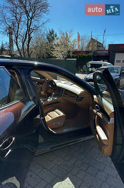 Фастбэк Porsche Panamera 2012 в 