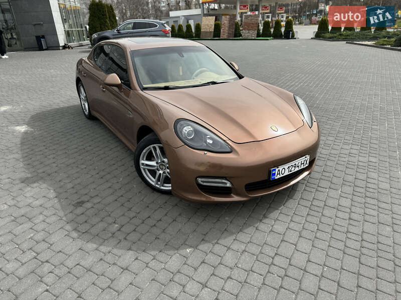 Фастбек Porsche Panamera 2011 в Хмельницькому фото 2 Фастбек Porsche Panamera 2011 в Хмельницькому