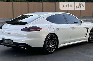 Porsche Panamera 2013