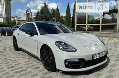 Фастбек Porsche Panamera 2021 в Києві