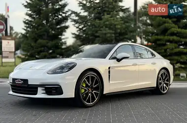 Porsche Panamera 2018