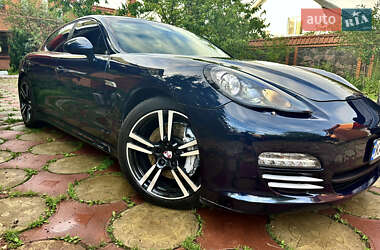 Porsche Panamera 2013