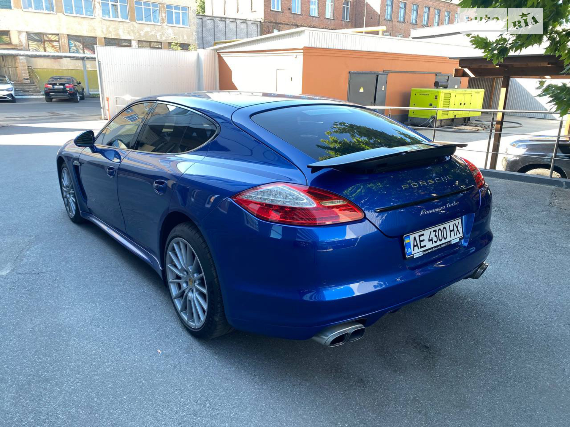 2011 Porsche Panamera - мініатюра 6