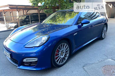 Porsche Panamera 2011