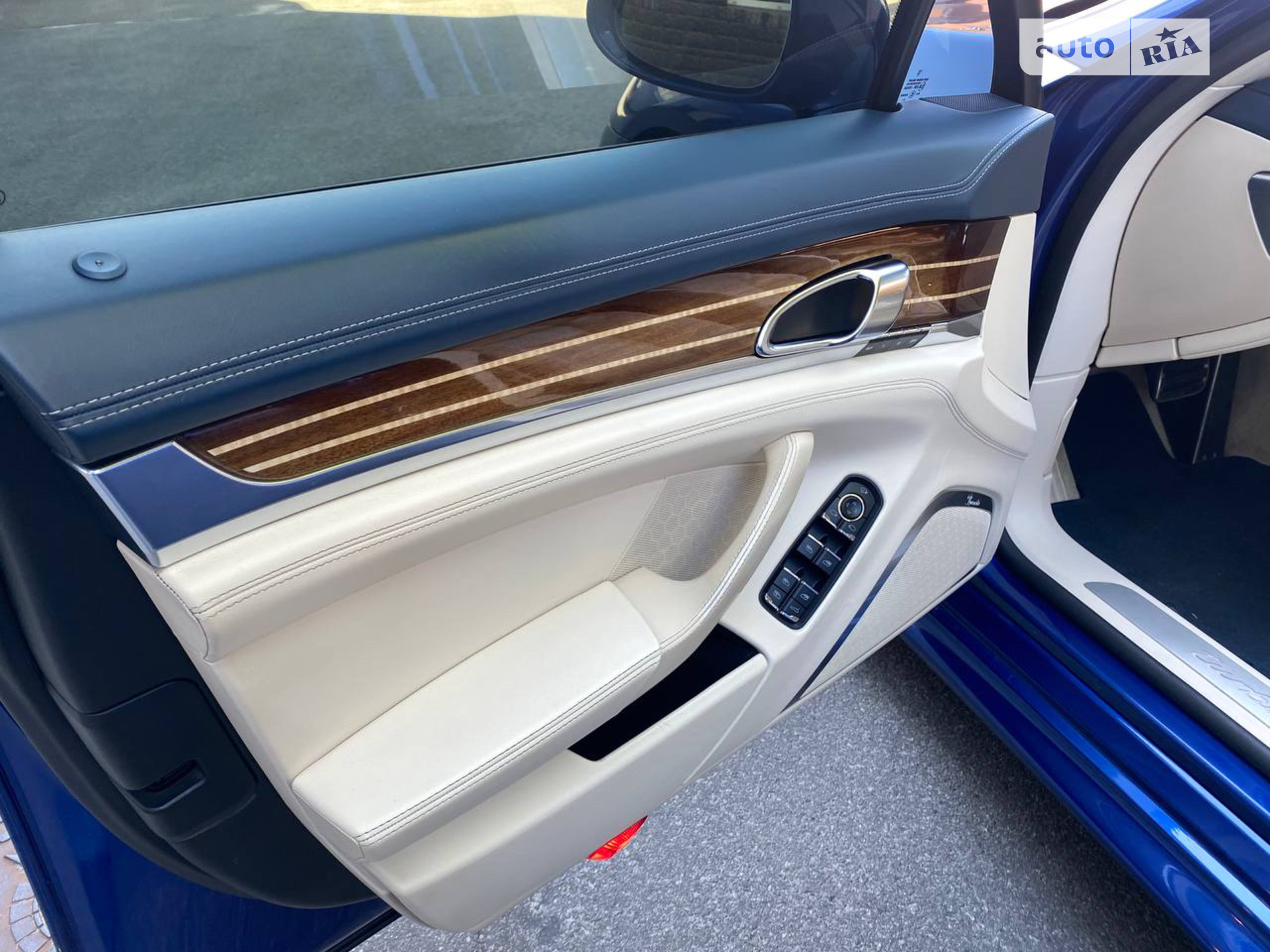 2011 Porsche Panamera - мініатюра 13