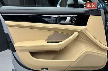 Фастбэк Porsche Panamera 2021 в 