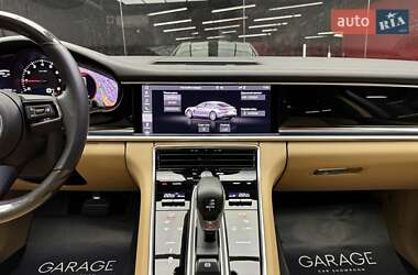 Фастбэк Porsche Panamera 2021 в 