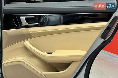 Фастбэк Porsche Panamera 2021 в 