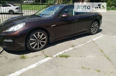 Фастбэк Porsche Panamera 2011 в 