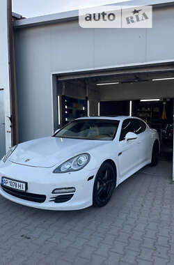 Porsche Panamera 2011