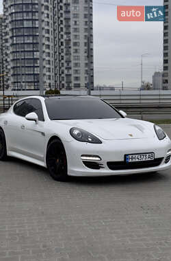 Porsche Panamera 2011