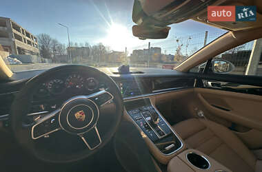 Фастбэк Porsche Panamera 2017 в 