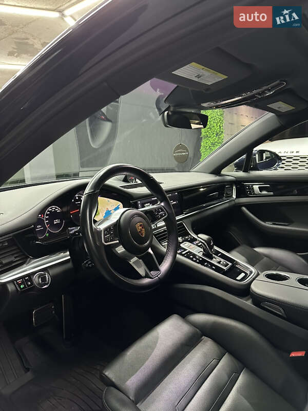 Фастбек Porsche Panamera 2018 в Одесі фото 15 Фастбек Porsche Panamera 2018 в Одесі