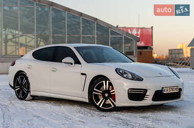 Porsche Panamera 2013