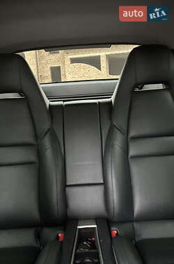 Фастбэк Porsche Panamera 2011 в 