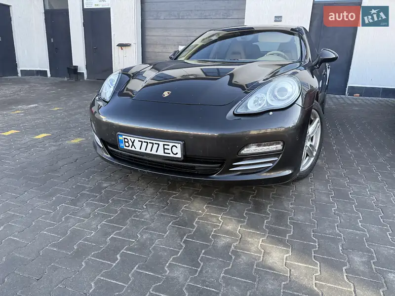 Porsche Panamera 2012