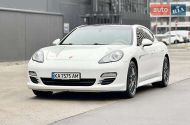 Porsche Panamera 2011