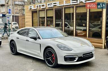 Фастбек Porsche Panamera 2022 в Києві