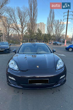 Porsche Panamera 2012