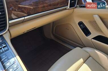 Фастбэк Porsche Panamera 2012 в 