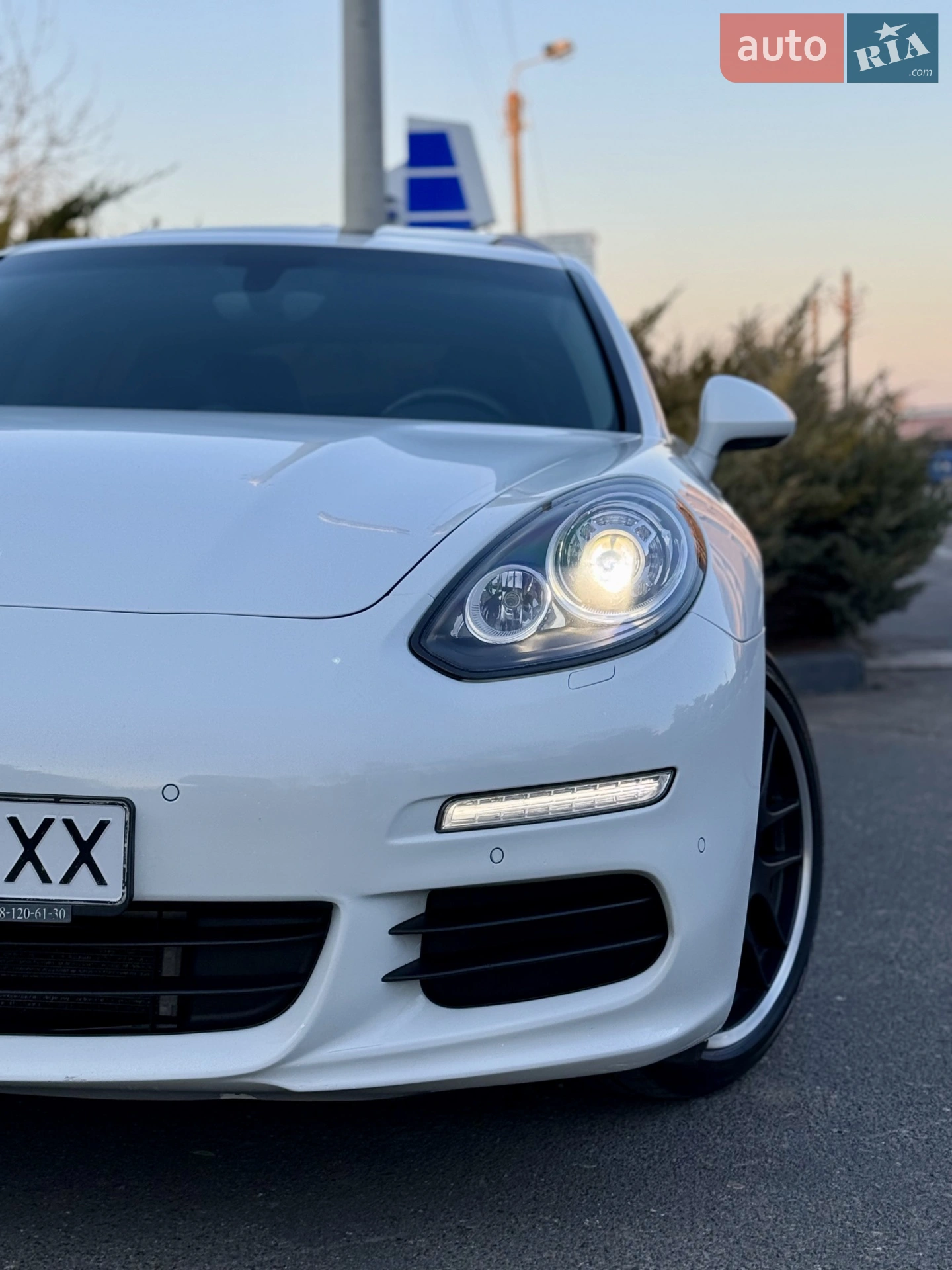 2013 Porsche Panamera - мініатюра 16