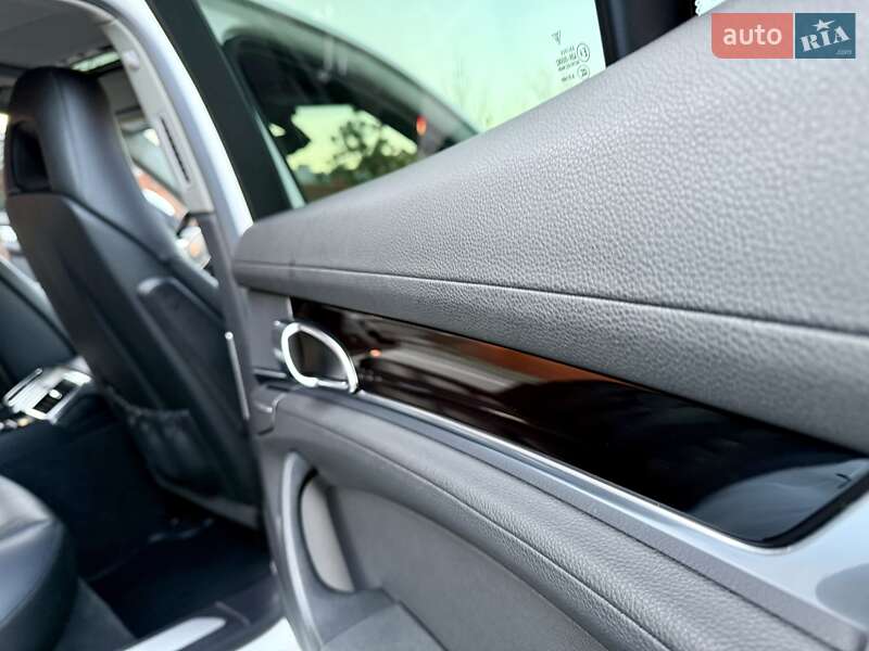 Фастбэк Porsche Panamera 2013 в Одессе фото 79 Фастбэк Porsche Panamera 2013 в Одессе
