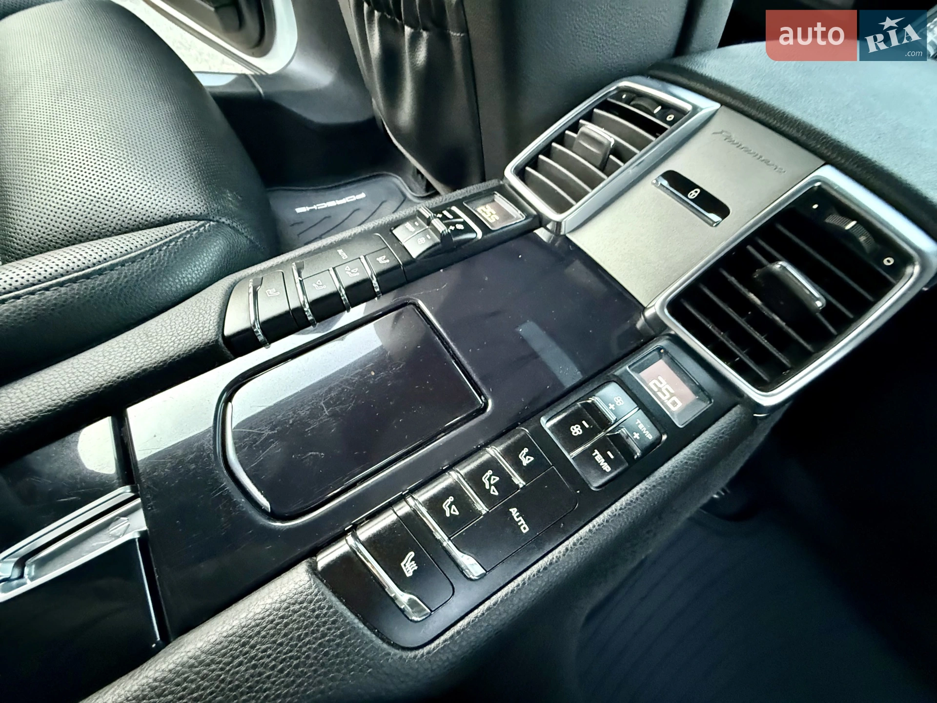 2013 Porsche Panamera - мініатюра 84