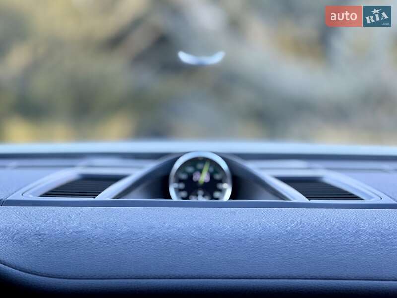 Фастбэк Porsche Panamera 2013 в Одессе фото 86 Фастбэк Porsche Panamera 2013 в Одессе