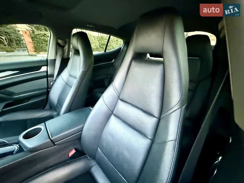 Фастбэк Porsche Panamera 2013 в Одессе фото 119 Фастбэк Porsche Panamera 2013 в Одессе