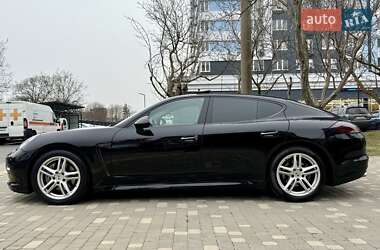 Фастбэк Porsche Panamera 2011 в Одессе