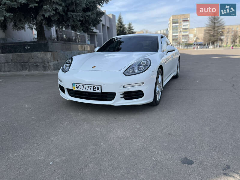 Porsche Panamera 2013 Porsche Panamera 2013