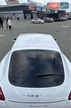 Фастбэк Porsche Panamera 2010 в 