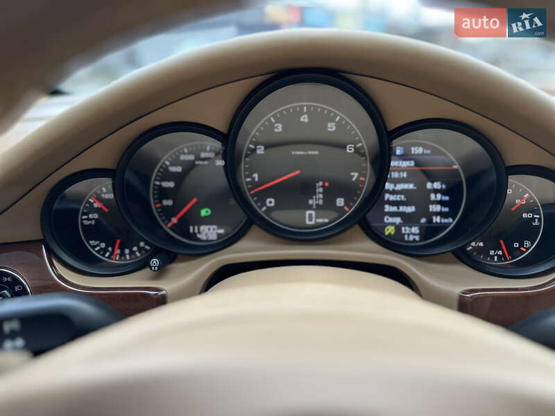 Фастбэк Porsche Panamera 2010 в Киеве