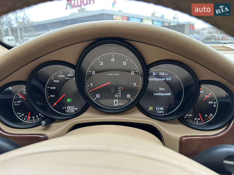 Фастбэк Porsche Panamera 2010 в Киеве