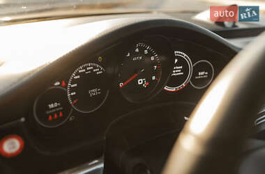 Фастбэк Porsche Panamera 2023 в 