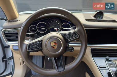 Фастбэк Porsche Panamera 2021 в 
