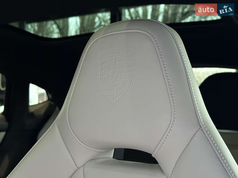 Фастбэк Porsche Panamera 2024 в Одессе