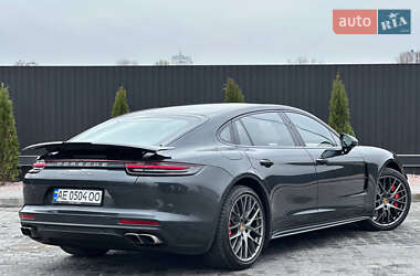Фастбэк Porsche Panamera 2017 в 