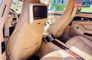 Фастбэк Porsche Panamera 2010 в 